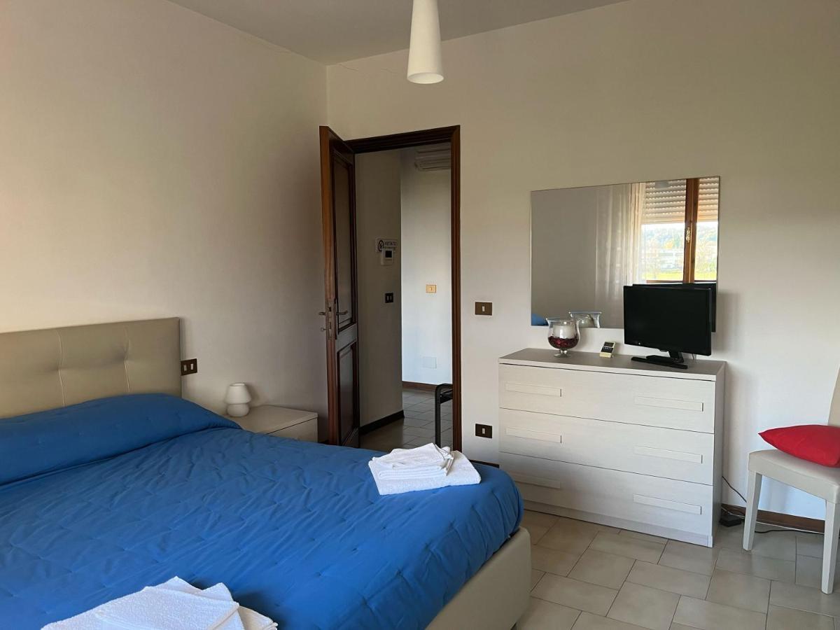 Home Azzurra Capolona Екстер'єр фото